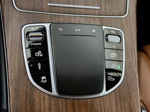 Certified 2022 Mercedes-Benz GLC 43 AMG 4MATIC image 20