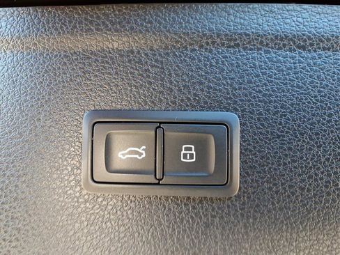 Used 2021 Audi Q5 2.0T Premium Plus w/ Premium Plus Package image 36