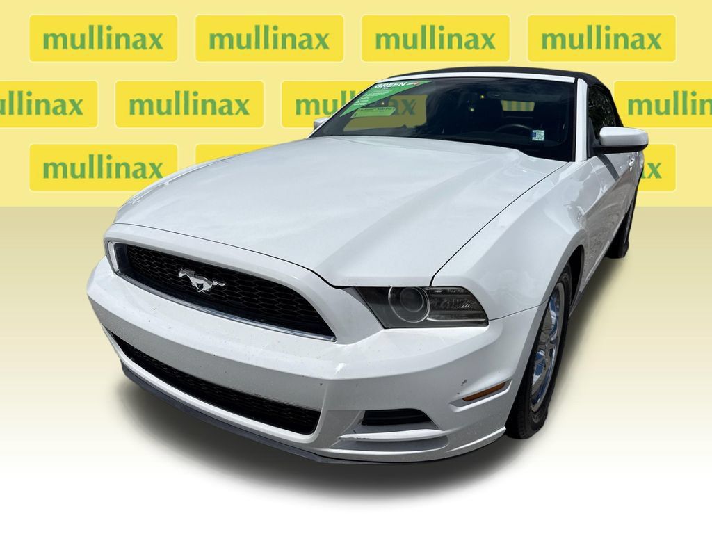 Used 2014 Ford Mustang Premium RWD image 10