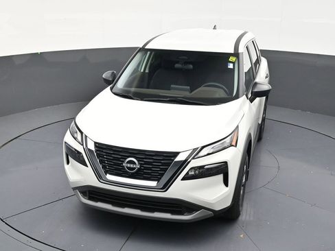 Used 2023 Nissan Rogue S FWD image 20