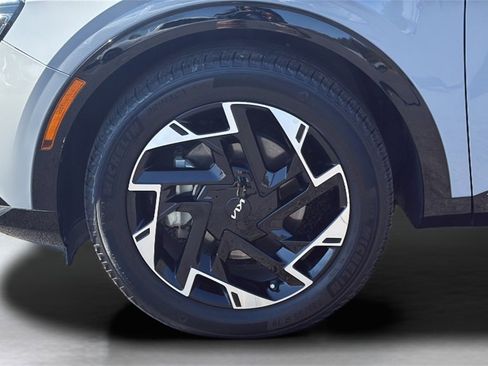 Used 2023 Kia Sportage SX image 22