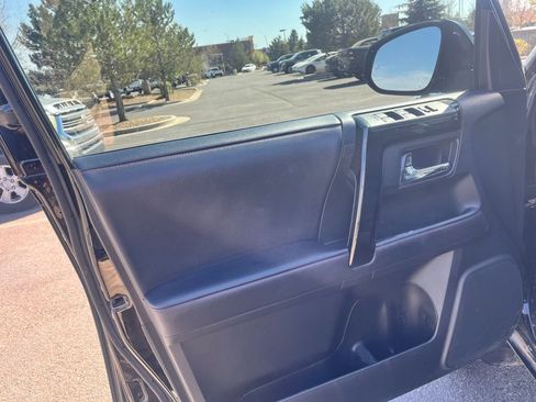 Used 2022 Toyota 4Runner TRD Off-Road Premium image 15