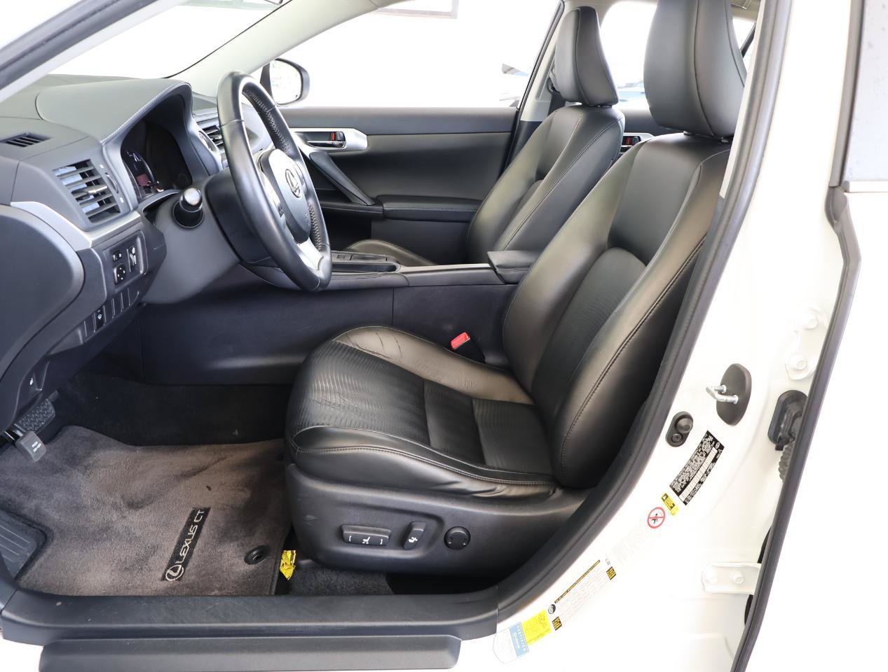 Used 2012 Lexus CT 200h Premium FWD image 13