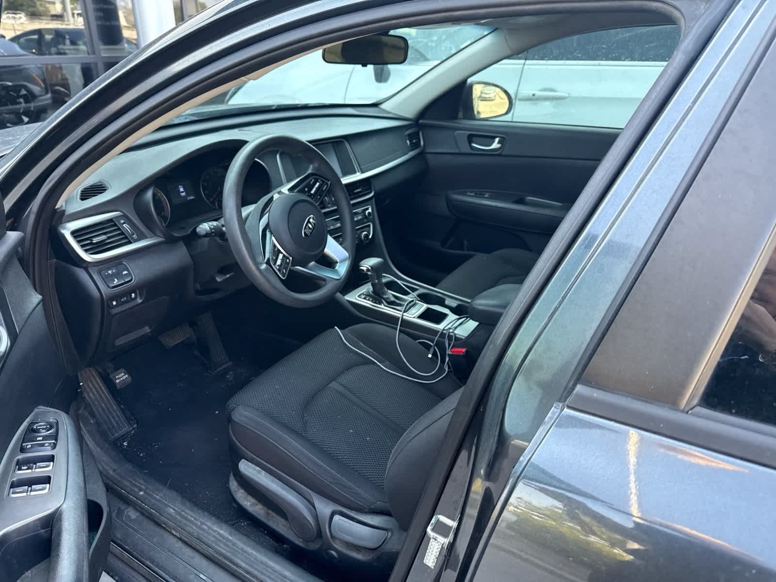Used 2019 Kia Optima LX w/ LX 17" Wheel Package FWD image 2
