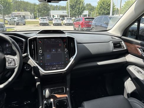 Used 2023 Subaru Ascent Touring AWD/4WD image 30