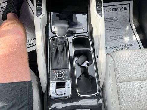 Used 2021 Kia Telluride EX w/ EX Premium Package image 27