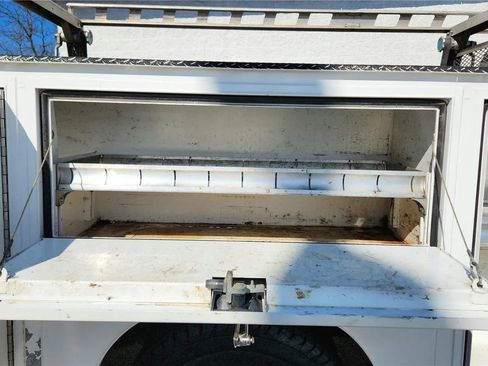 Used 2019 Ford F350 XL w/ Power Equipment Group RWD image 10