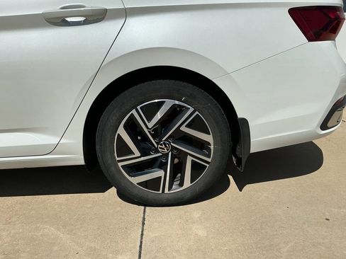 Used 2024 Volkswagen Jetta SEL image 21