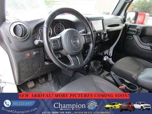Used 2018 Jeep Wrangler Unlimited Sport S AWD/4WD image 12