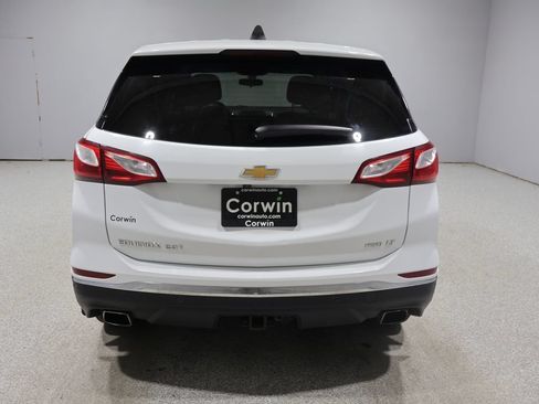Used 2018 Chevrolet Equinox LT AWD/4WD image 3