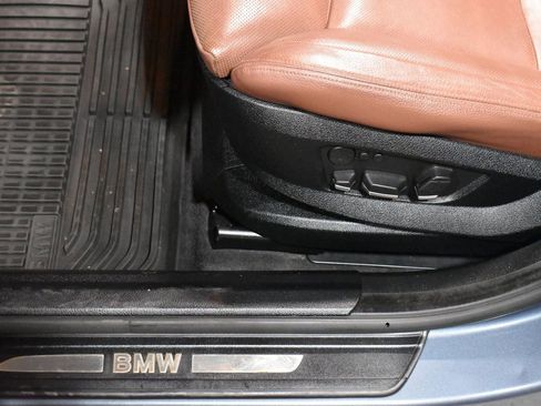 Used 2011 BMW 535i xDrive image 21