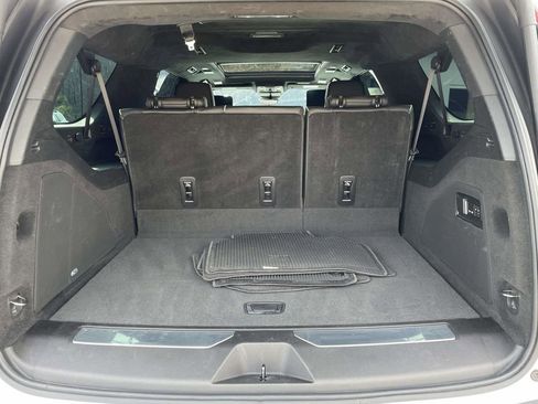 Used 2022 Cadillac Escalade ESV Sport Platinum w/ Heavy-Duty Trailer Package image 10