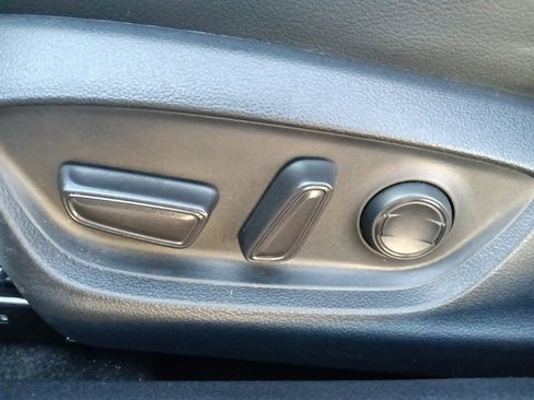 Used 2024 Toyota Camry XLE image 16