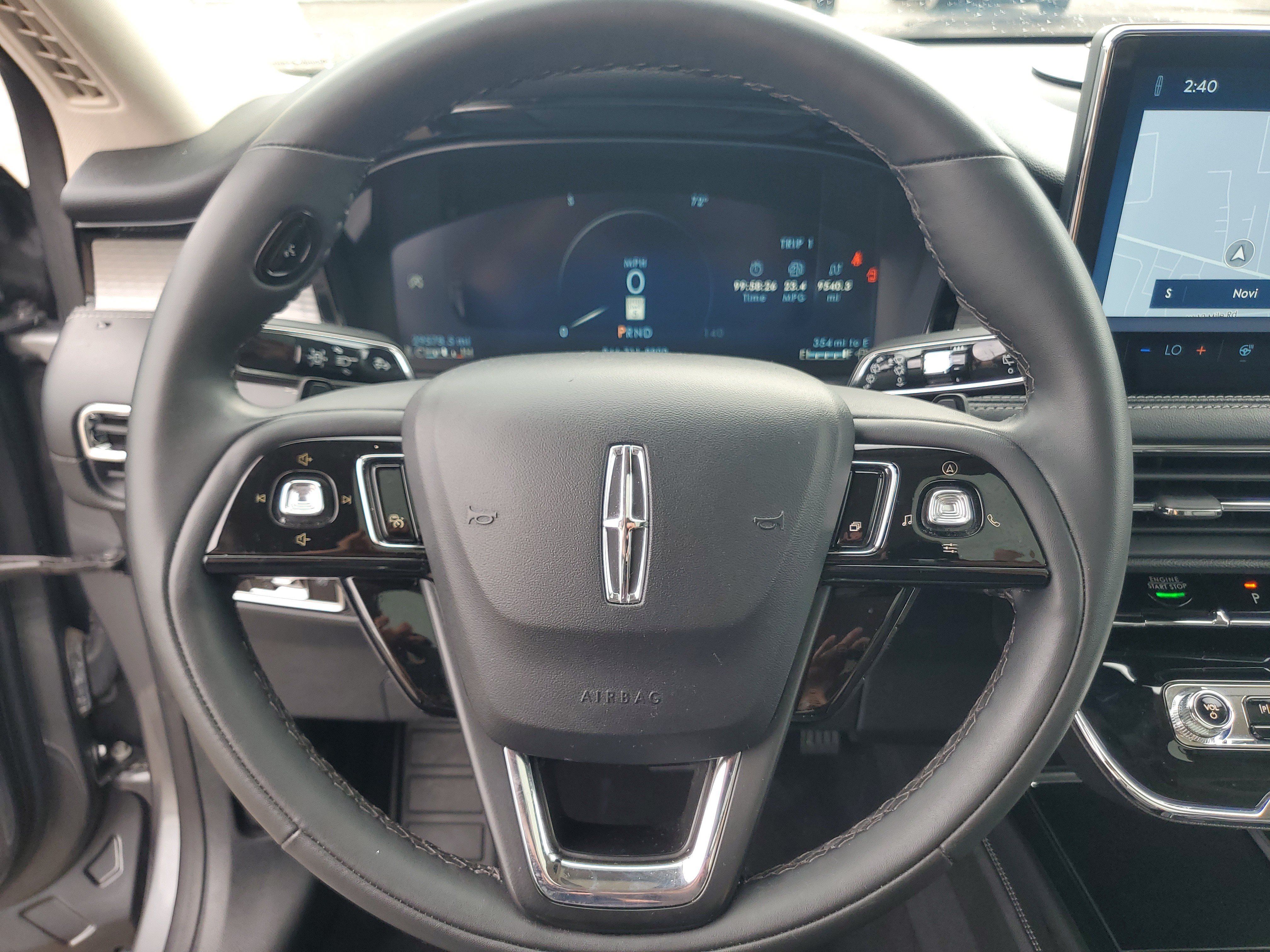Certified 2023 Lincoln Corsair AWD w/ Equipment Group 101A image 14
