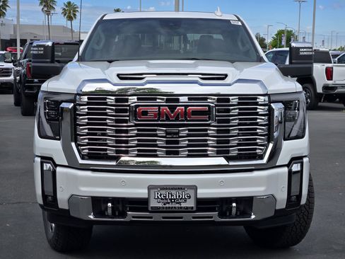 New 2026 GMC Sierra 2500 Denali w/ Denali Reserve Package AWD/4WD image 2