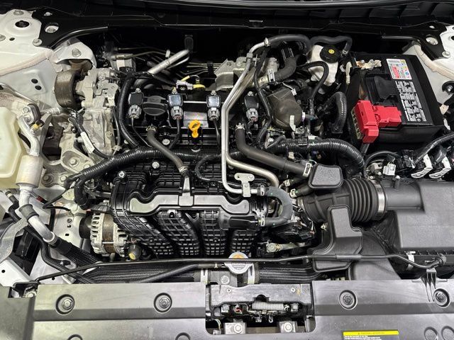 Used 2023 Nissan Altima 2.5 SR w/ SR Premium Package FWD image 10