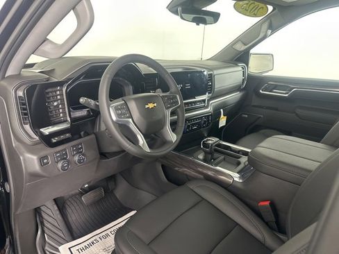 New 2025 Chevrolet Silverado 1500 LTZ image 21