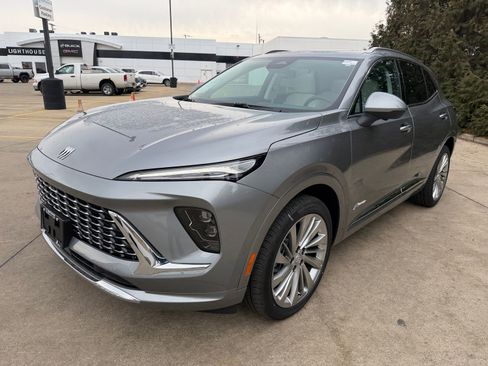 New 2026 Buick Envision Avenir image 7