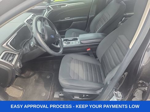Used 2020 Ford Fusion SE FWD image 10