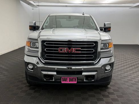 Used 2016 GMC Sierra 2500 SLT w/ Duramax Plus Package AWD/4WD image 6