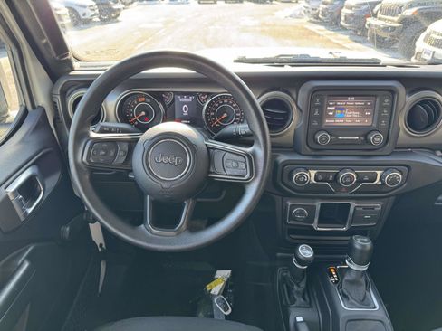Used 2021 Jeep Wrangler Unlimited Sport image 28