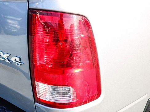 Used 2024 RAM 1500 Classic SLT image 9