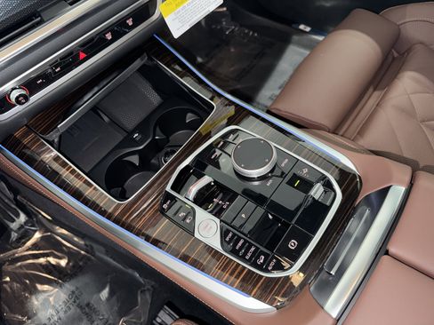 New 2026 BMW X5 xDrive50e w/ M Sport Package image 19