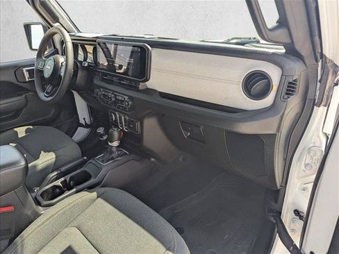 Used 2024 Jeep Wrangler Sport AWD/4WD image 19