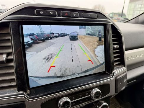 Certified 2022 Ford F350 Lariat w/ Chrome Package image 21