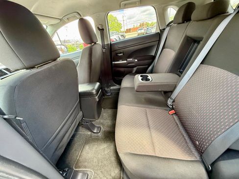 Used 2019 Mitsubishi Outlander Sport ES FWD image 34