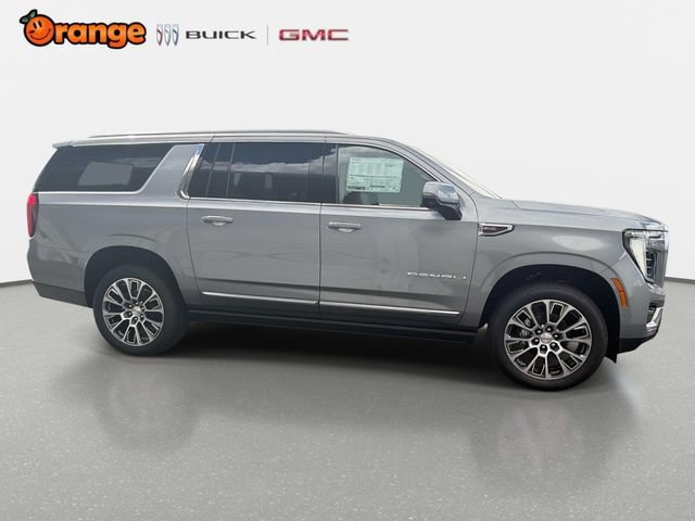 New 2026 GMC Yukon Denali w/ Denali Reserve Package AWD/4WD image 2