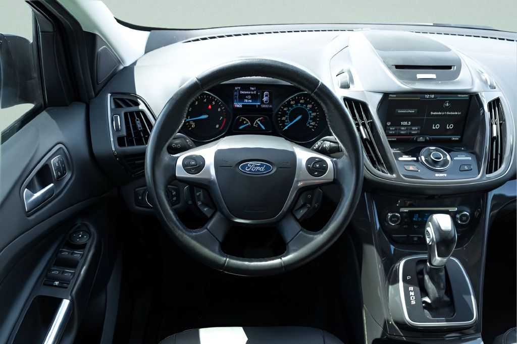 Used 2014 Ford Escape Titanium FWD image 16