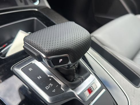 Used 2024 Audi SQ5 Premium Plus w/ Premium Plus Package AWD/4WD image 19
