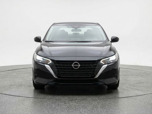 Used 2025 Nissan Sentra S image 2