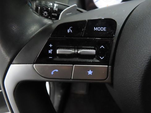 Used 2022 Hyundai Santa Cruz Limited AWD/4WD image 13