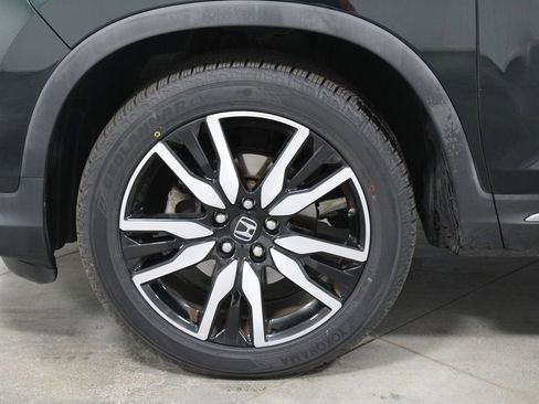 Used 2019 Honda Pilot Elite image 19
