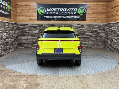 Used 2024 Hyundai Kona SEL image 8
