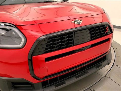 Certified 2025 MINI Cooper Countryman S w/ Comfort Package Max image 29