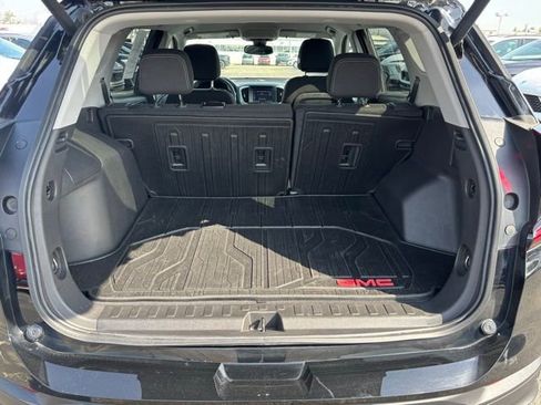 Certified 2024 GMC Terrain SLE w/ Driver Convenience Package AWD/4WD image 11