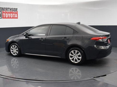 Used 2023 Toyota Corolla LE FWD image 2