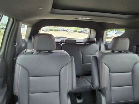 New 2026 Chevrolet Traverse Z71 w/ Driver Confidence Package AWD/4WD image 19