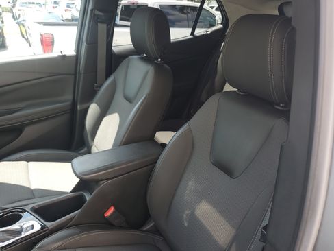 Used 2023 Buick Encore GX Select w/ Sport Touring Package FWD image 20