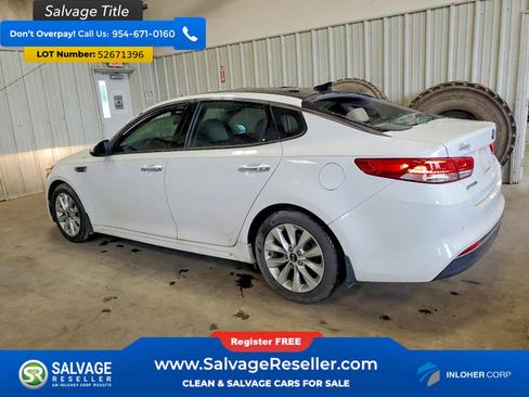 Used 2018 Kia Optima EX w/ Premium Package FWD image 3