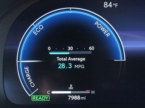 Used 2024 Toyota Highlander Platinum image 4