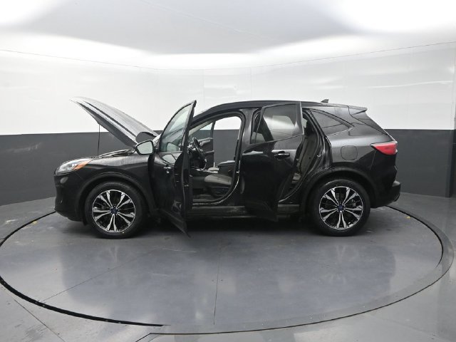 Used 2021 Ford Escape SE w/ SE Sport Appearance Package FWD image 42