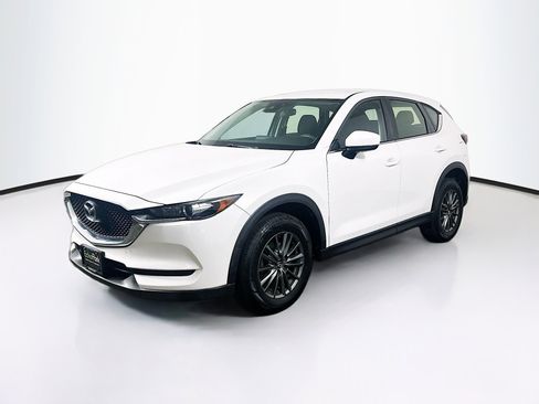 Used 2017 MAZDA CX-5 Sport image 3