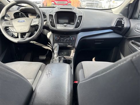 Used 2018 Ford Escape SE w/ SE Sync 3 Package image 7