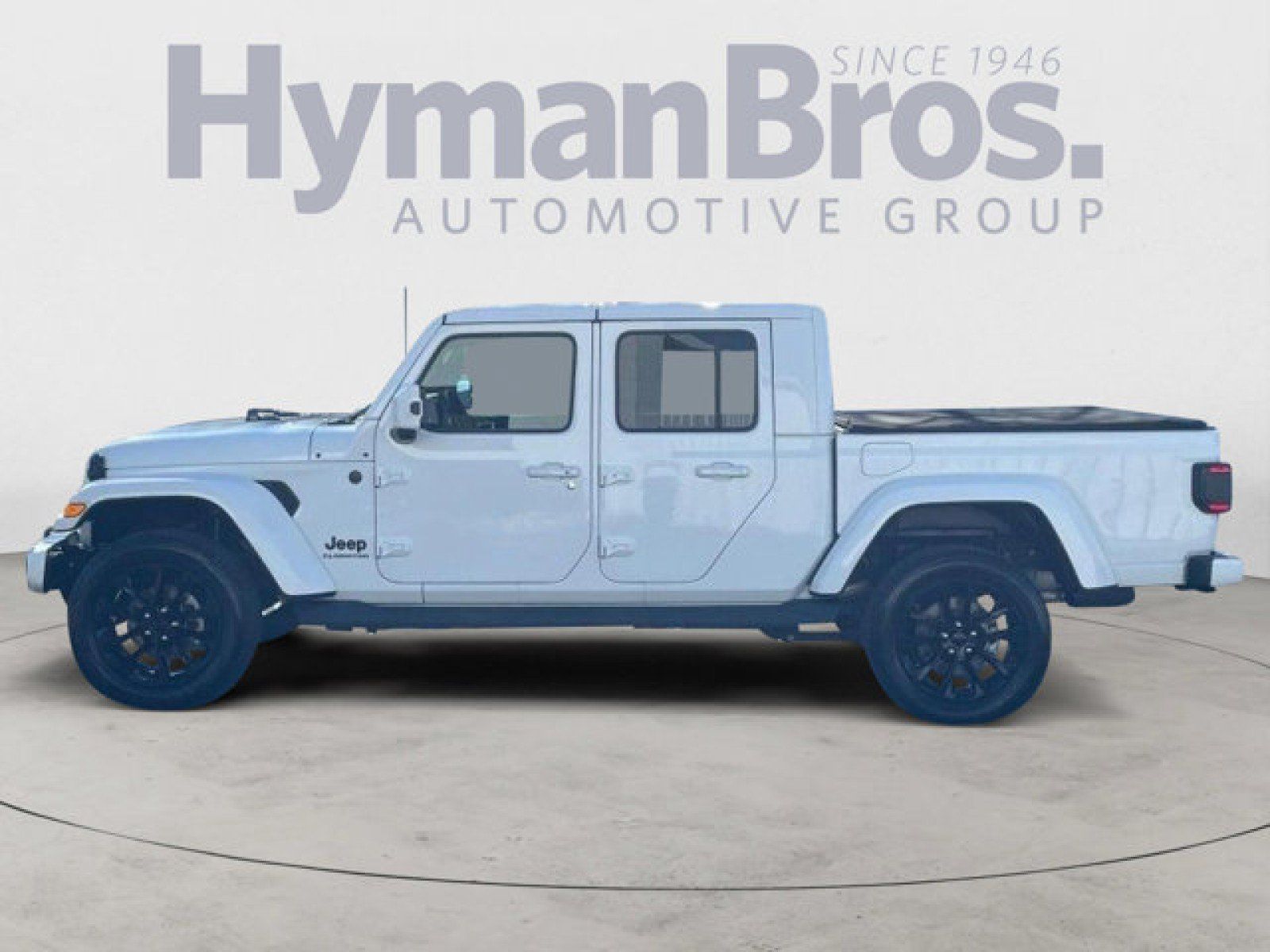 Used 2021 Jeep Gladiator Overland AWD/4WD image 10