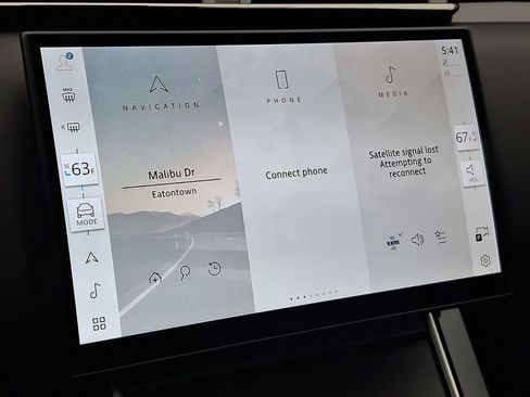Used 2025 Land Rover Range Rover Velar Dynamic HSE image 23