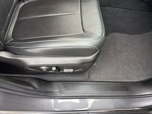 Used 2023 Jeep Grand Cherokee 4WD 4xe w/ Luxury Tech Group II image 35